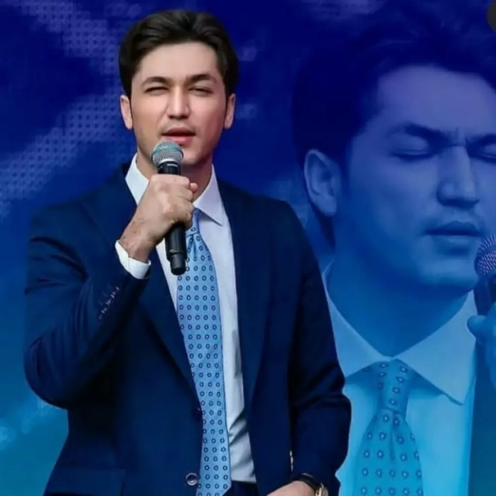 Azat Dönmezow